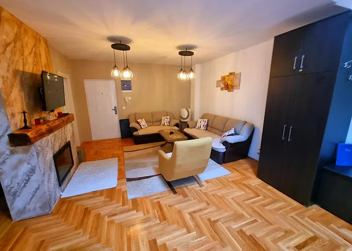 Duplex Frida 아파트