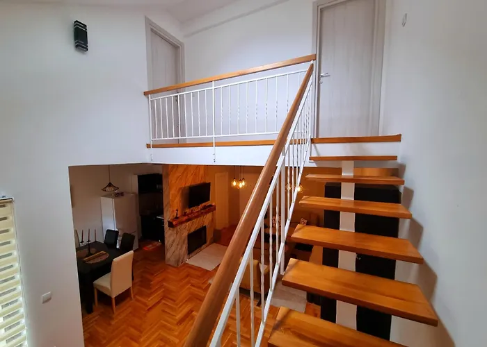 아파트 Duplex Frida